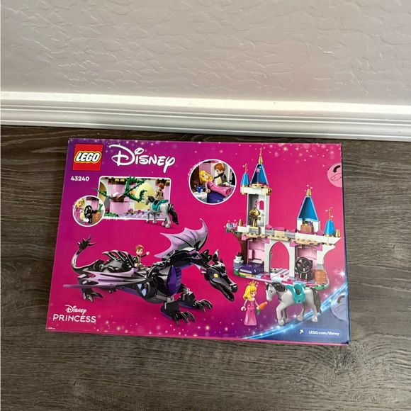 Brand new LEGO Disney Princess Maleficent’s Dragon sleeping beauty - Picture 7 of 10